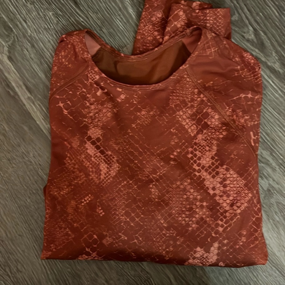 Athleta size L long sleeve never worn